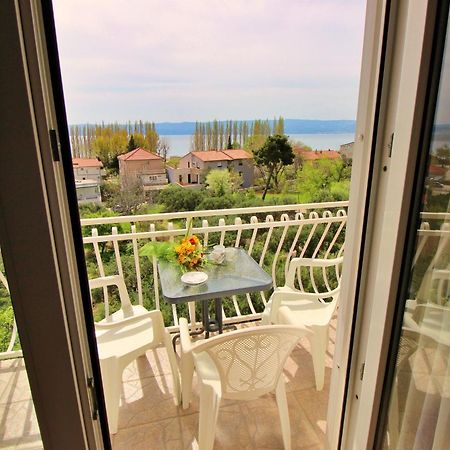 Apartments Marusic Omiš Εξωτερικό φωτογραφία