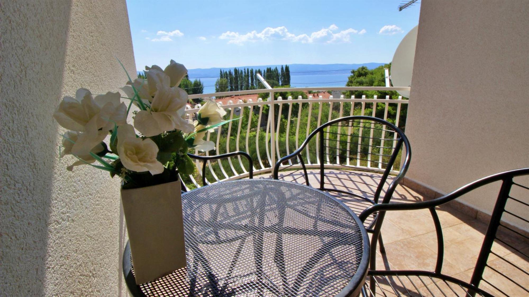 Apartments Marusic Omiš Εξωτερικό φωτογραφία